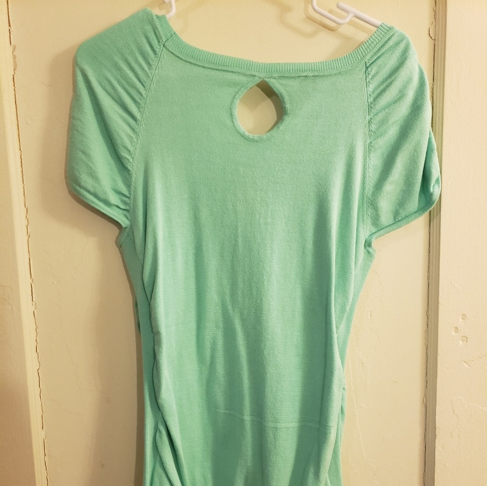 Key hole shirt